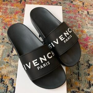 GIVENCHY Sandals